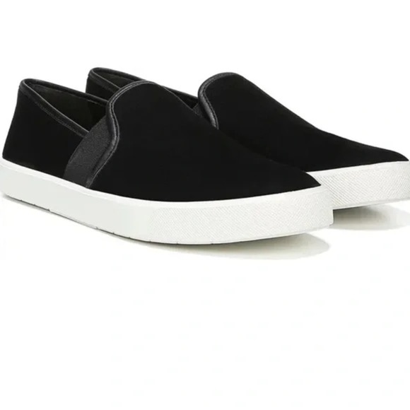 VINCE Black Velvet Padded Goring Blair Round toe sneaker size: 5 - Picture 1 of 5